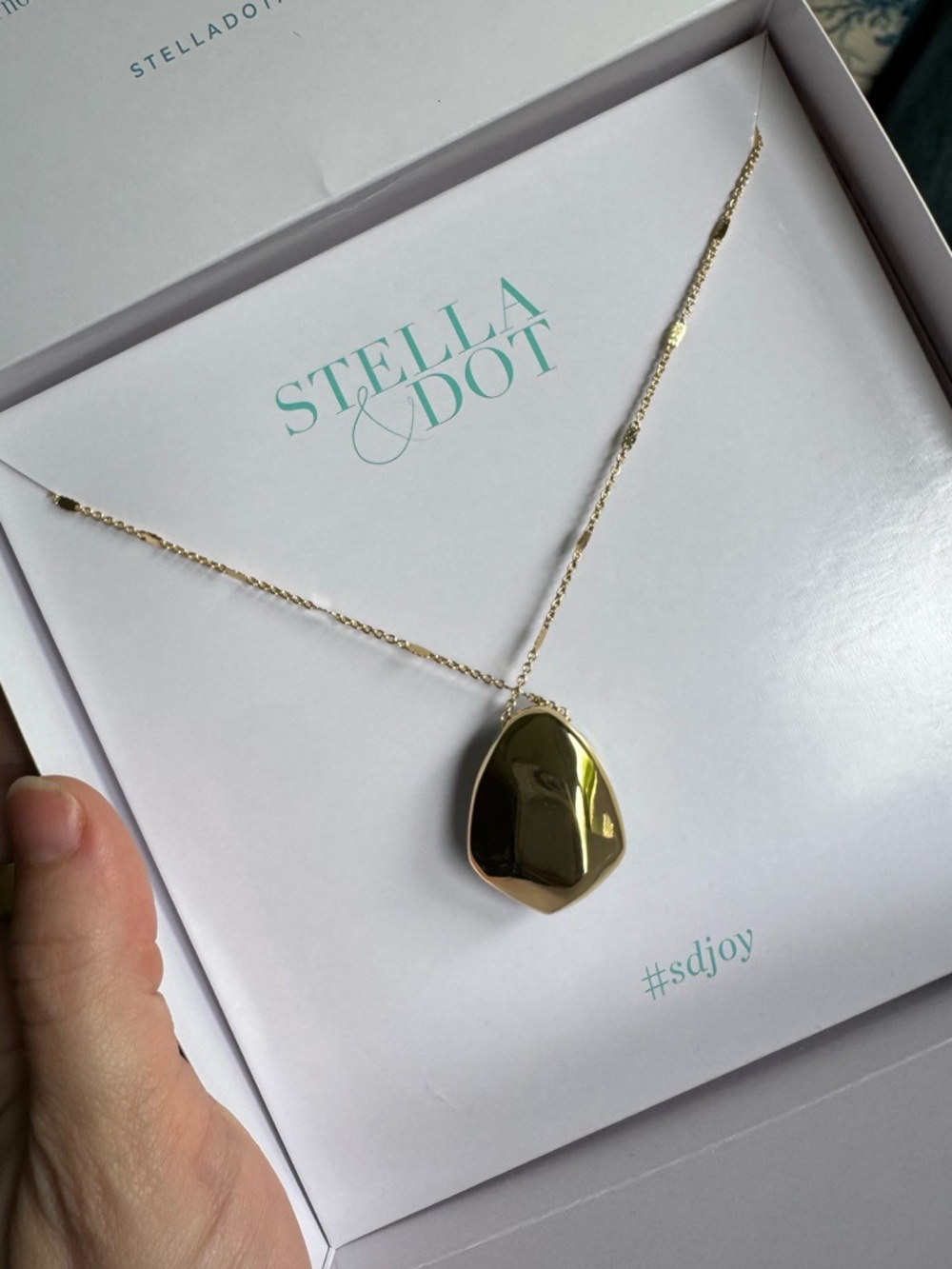 Stella & Dot Ulani Double Take Long Pendant Necklace - Shiny Gold & Aqua - Picture 5 of 7
